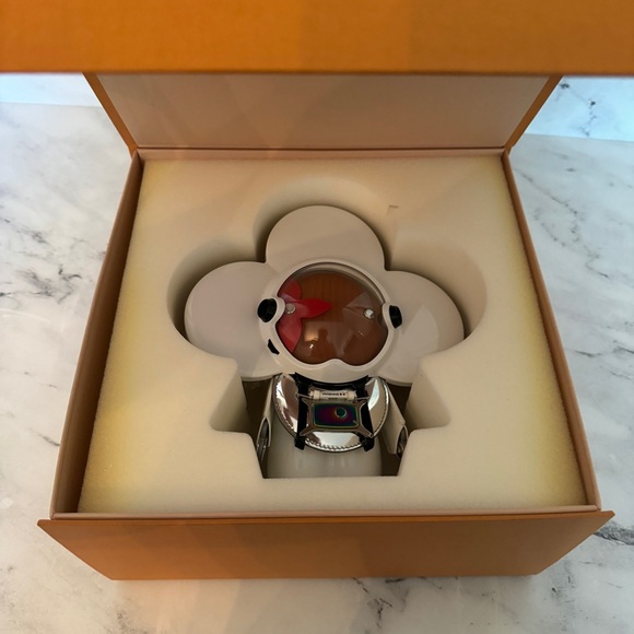 Louis Vuitton Vivienne Spaceman Astronaut Cosmonaute Statue Figure Figurine LV - Picture 13 of 13